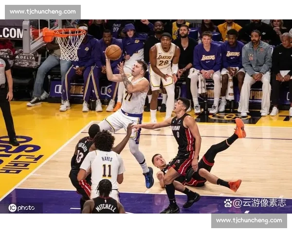 NBA总决赛湖人对热火G2直播焦点战全景解析与胜负前瞻