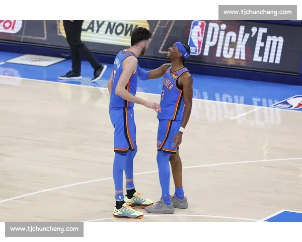 NBA季后赛雷霆对灰熊第三场激战全景解析与胜负关键前瞻