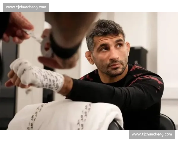 UFC尼尔森对决赛事深度解析与战术对比全景回顾 UFC尼尔森对决赛事深度解析与战术对比全景回顾